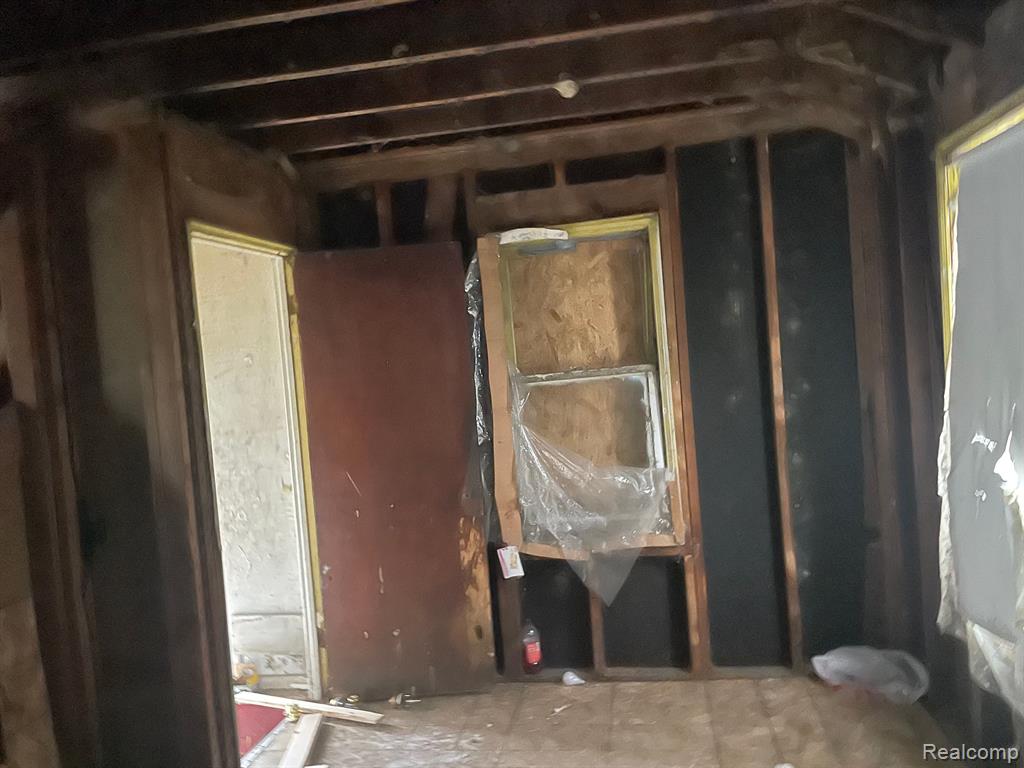 8903 MAY Street, Detroit, MI 48213 — Photo 5