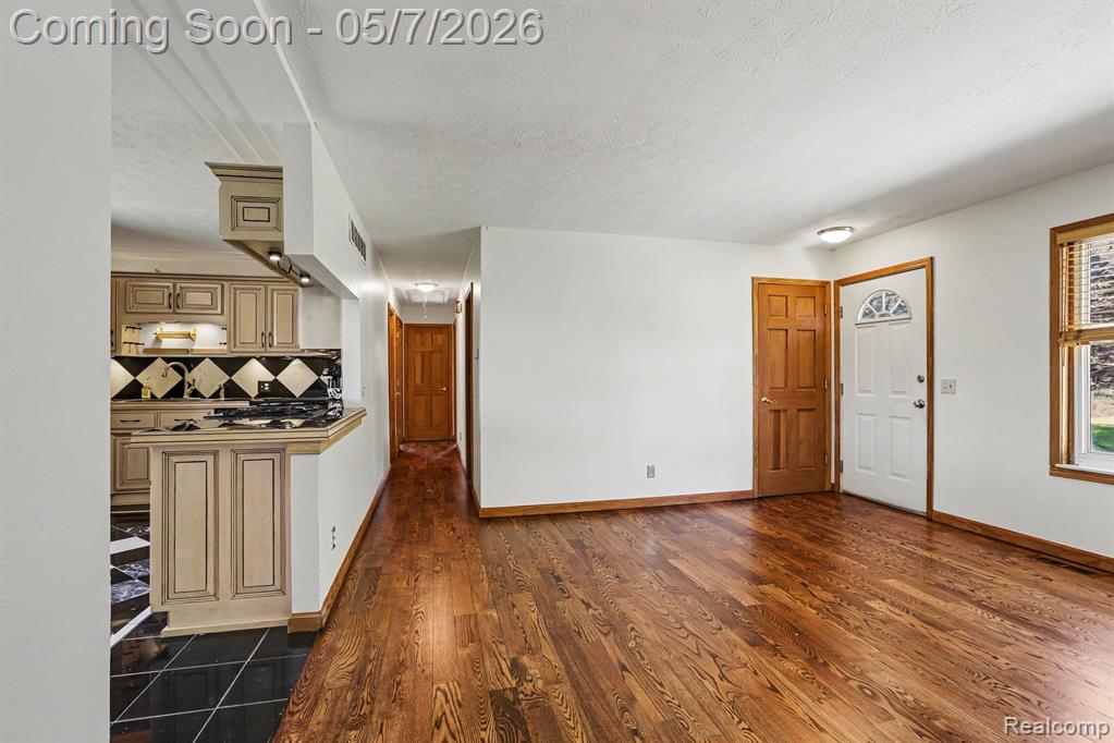 1405 Swarthout Road, Pinckney, MI 48169 — Photo 5