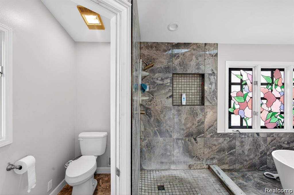 5874 Orchard Woods Drive, West Bloomfield, MI 48324 — Photo 26