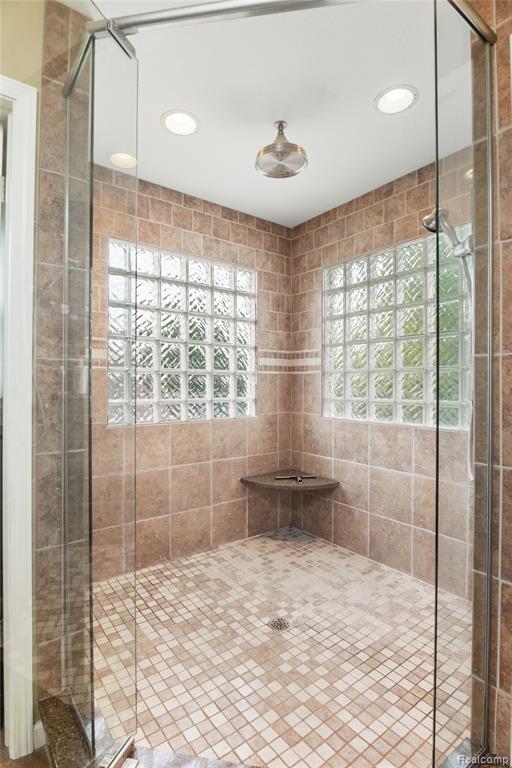 8316 N Port, Grand Blanc, MI 48439 — Photo 24