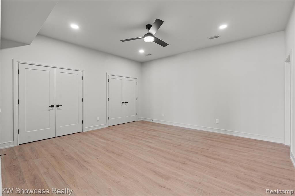 2559 Crystal Lake Drive, Commerce Twp, MI 48382 — Photo 49
