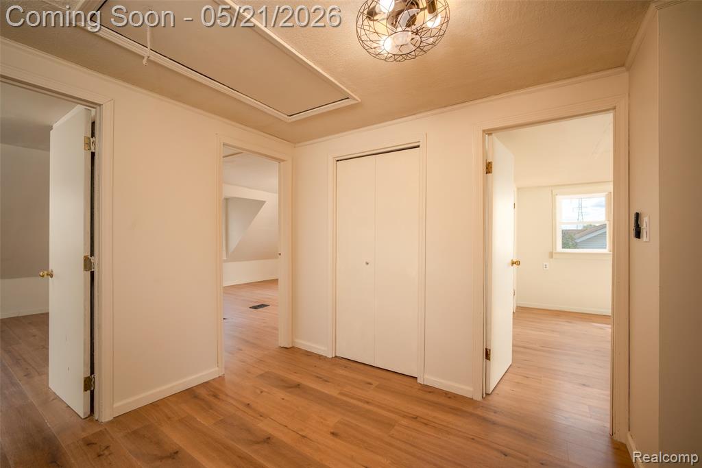 420 Wellsboro Street, Walled Lake, MI 48390 — Photo 22