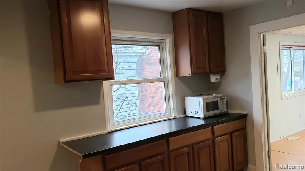4116 Syracuse Street, Dearborn Heights, MI 48125 — Photo 7