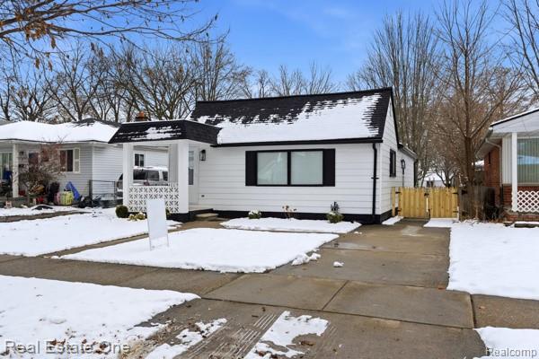 4005 Weddell Street, Dearborn Heights, MI 48125 — front exterior