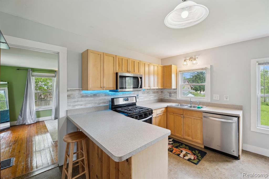 8084 Euclid, Salem, MI 48175 — Photo 14