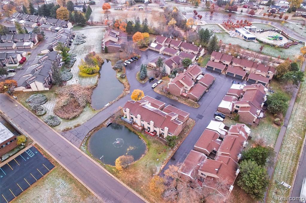 6265 Potomac Circle, West Bloomfield, MI — Photo 55