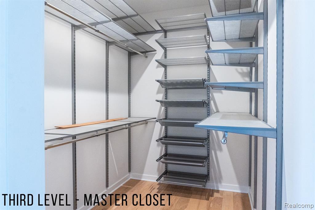 2836 RIDINGTON Road, Ann Arbor, MI 48105 — Photo 59