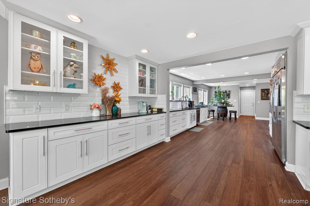 30650 Lahser Road, Beverly Hills, MI 48025 — Photo 17