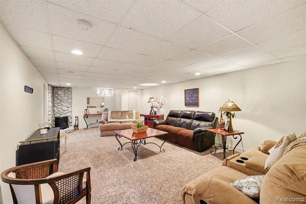 632 Mill Street, Fenton, MI 48430 — Photo 16