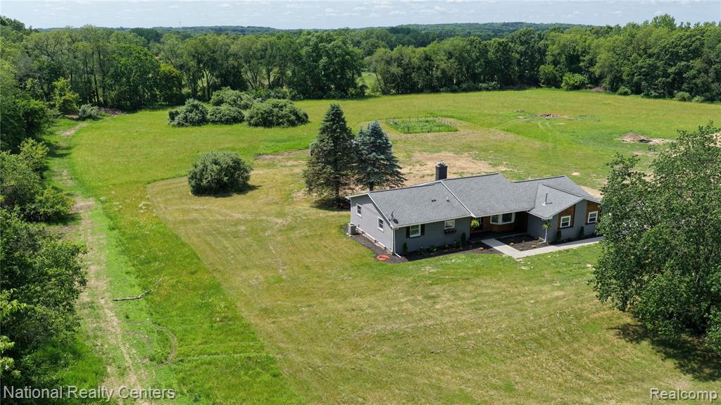 2601 Westwind Drive, Highland, MI — Photo 53