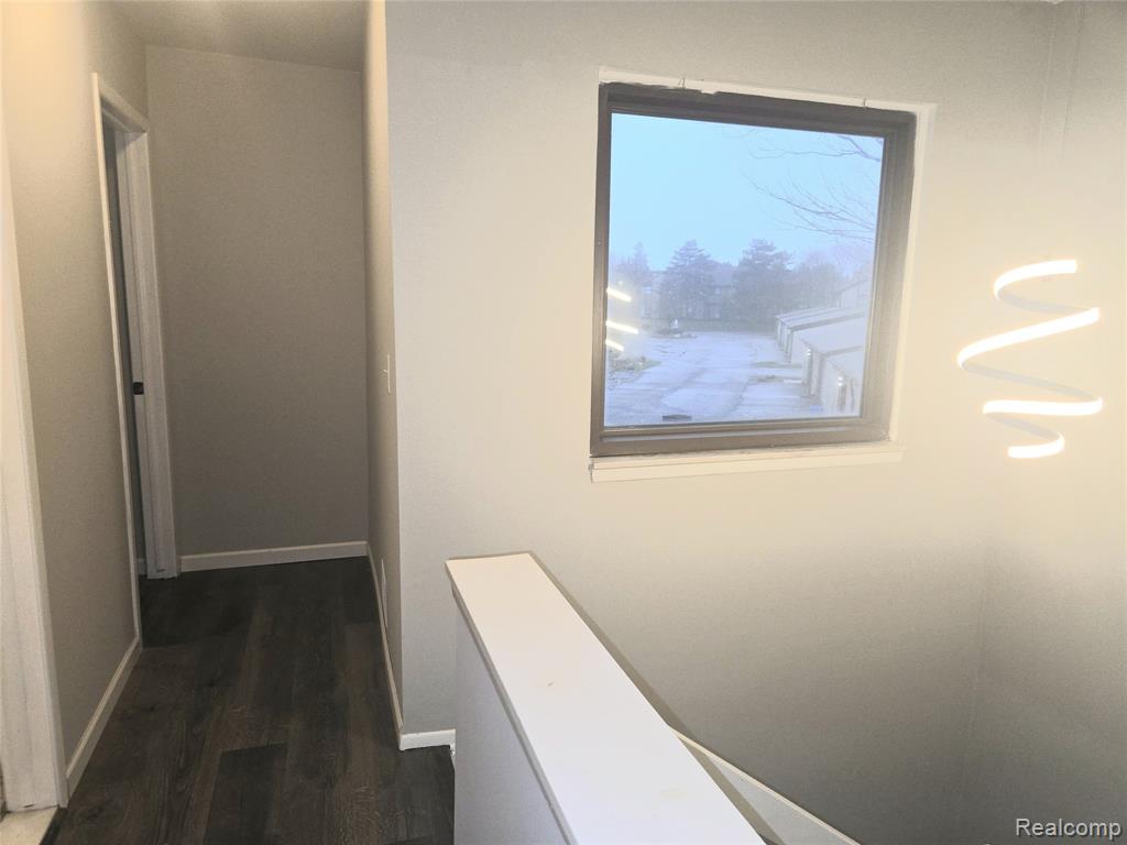 5156 Rock Run, West Bloomfield, MI — Photo 24