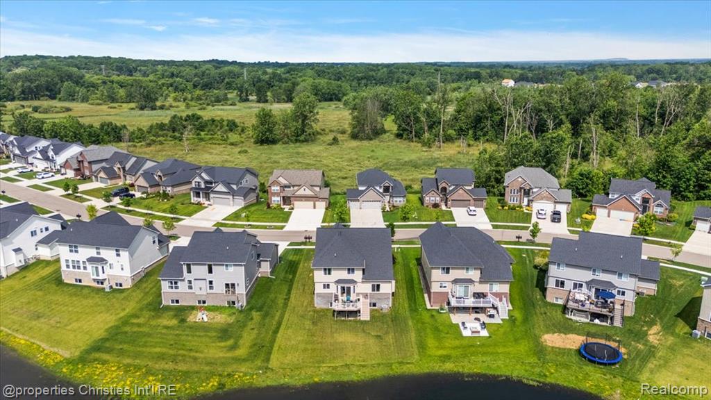 55745 Worlington Lane, South Lyon, MI 48178 — Photo 45
