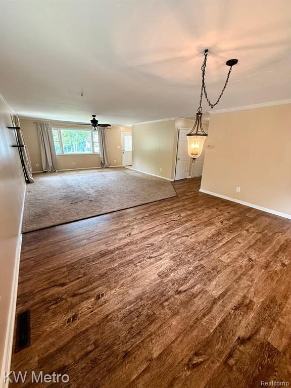 655 Sherry Drive, Lake Orion, MI 48362 — Photo 7