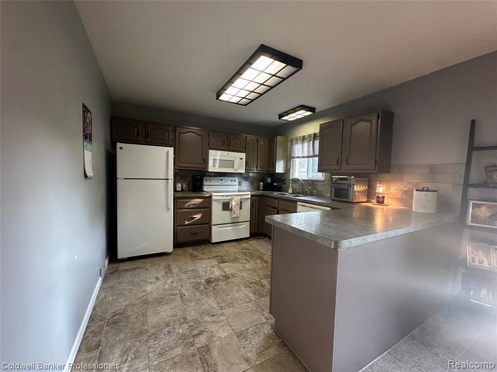 753 Lincoln Street, Lapeer, MI 48446 — Photo 13