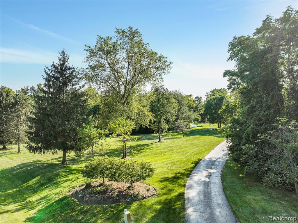 60 Piney Hill Road, Oakland, MI — Photo 4