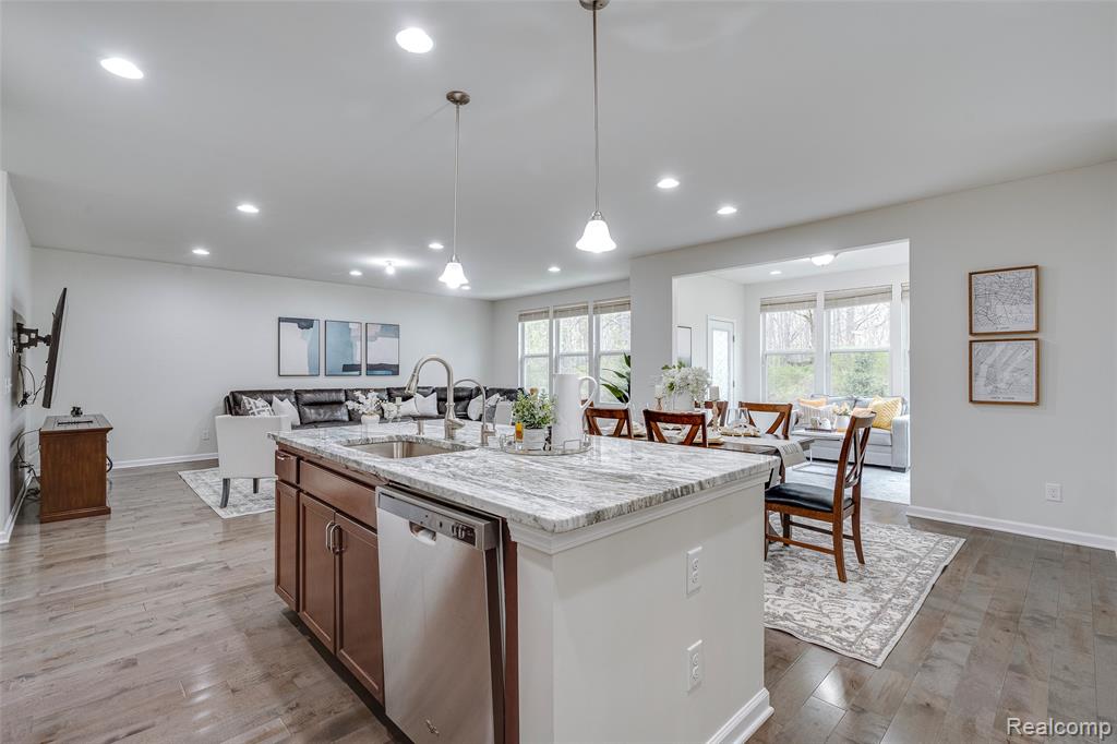 30065 Braeburn Street, New Hudson, MI 48165 — Photo 17