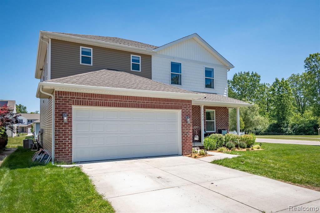 1642 GREENWAY Drive, Ypsilanti, MI 48198 — Photo 41