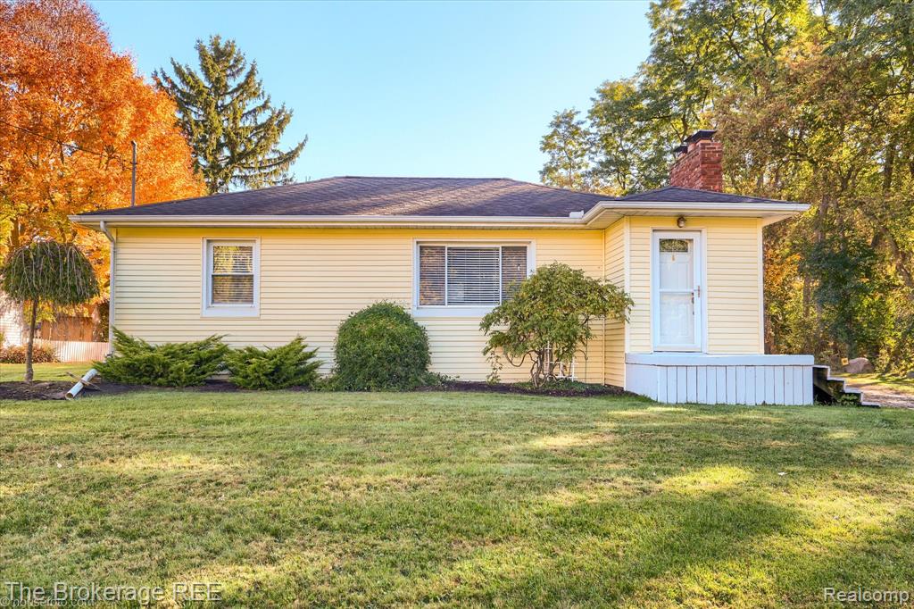 5400 N Center Road, Genesee, MI 48506 — Photo 2