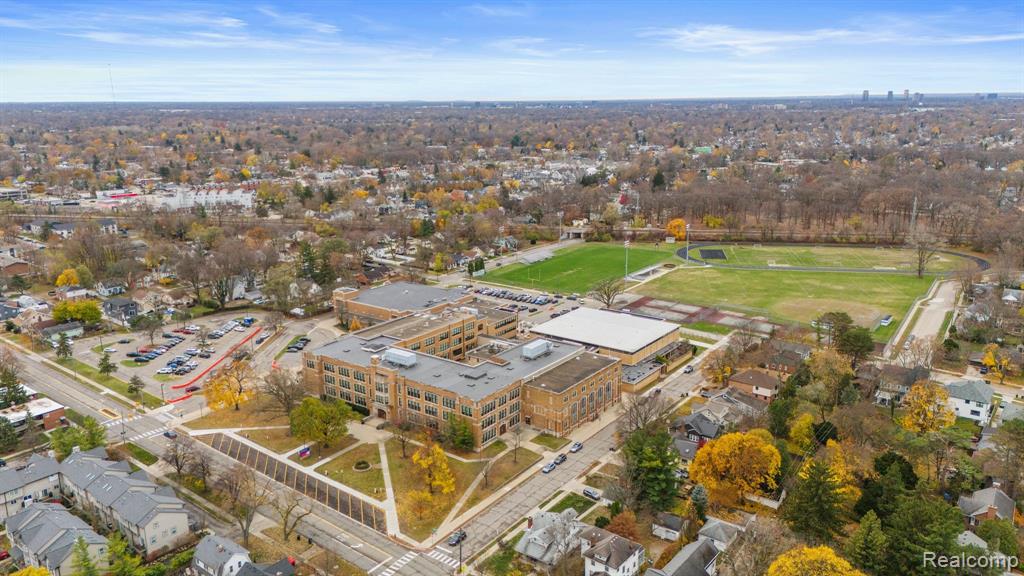 606 OAKLAND Avenue, Royal Oak, MI 48067 — Photo 55