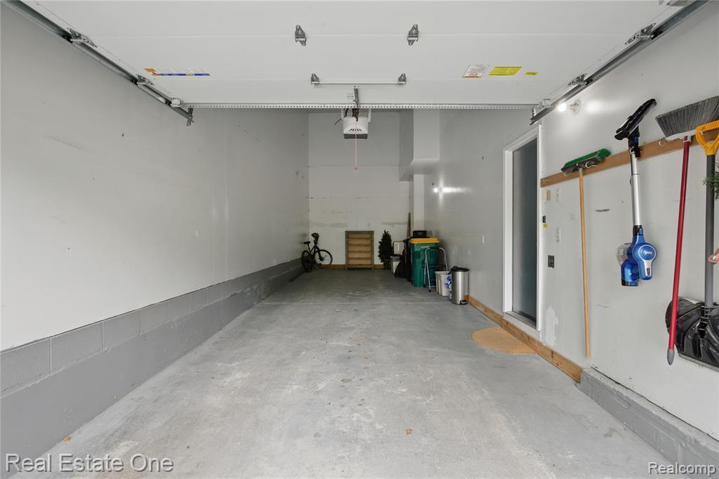 29494 BEAU Ridge, 2, Farmington Hills, MI 48331 — Photo 34
