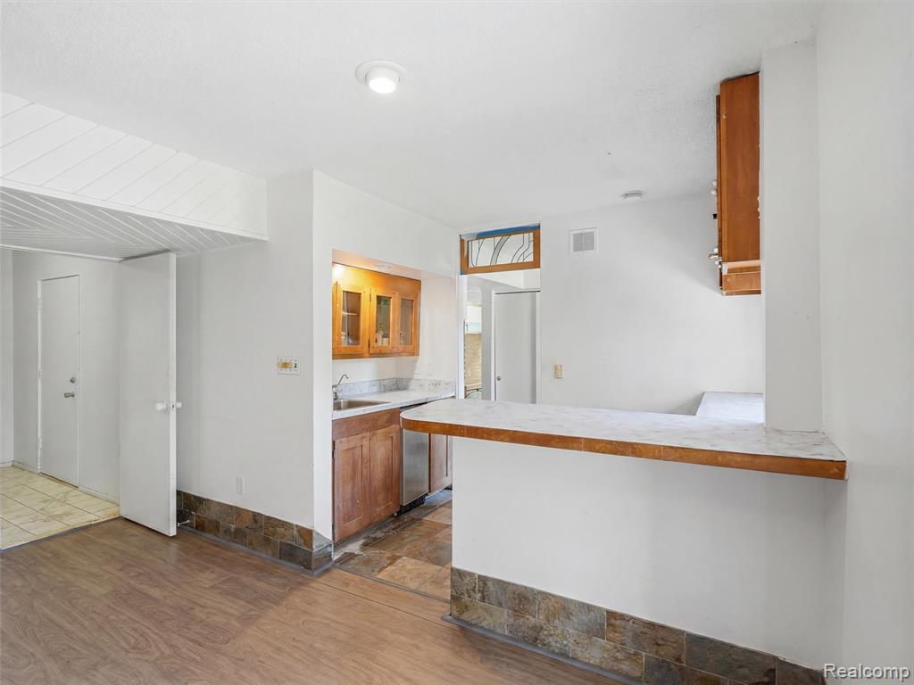 4554 Mystic Hills Circle, Milford, MI 48380 — Photo 16