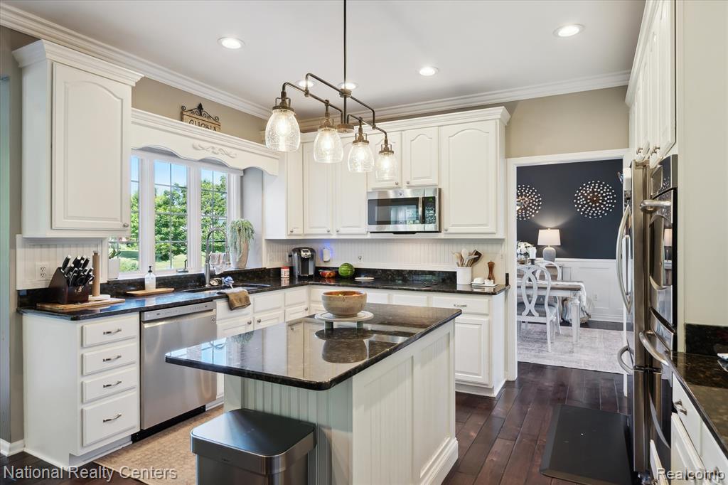 5885 Fairborn, Canton, MI, 48187