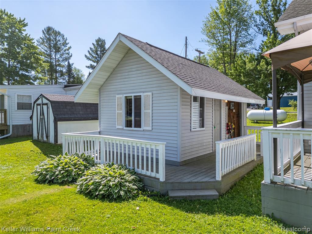 1379 Sioux Street, Gladwin, MI 48624 — Photo 74