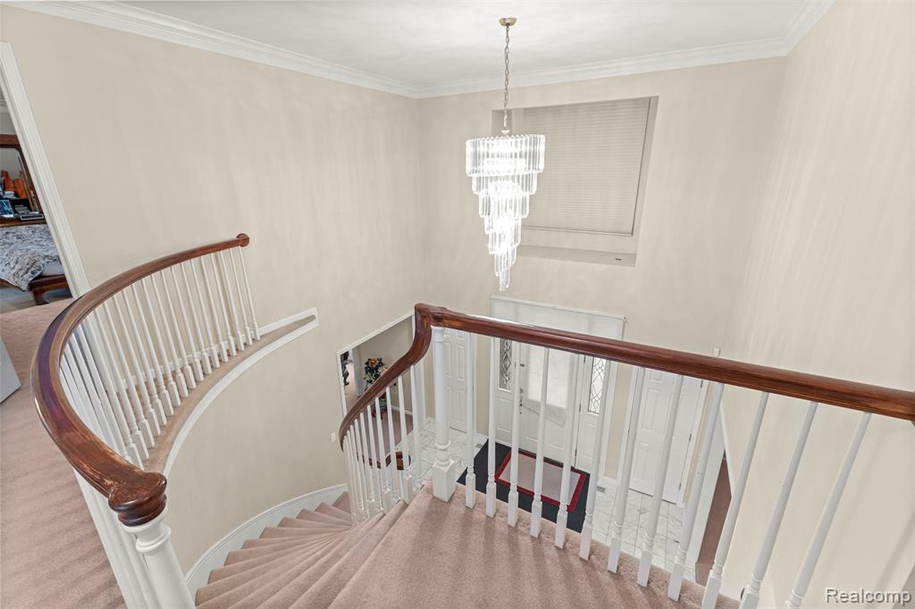 30060 Bristol Lane, Bingham Farms, MI 48025 — Photo 8