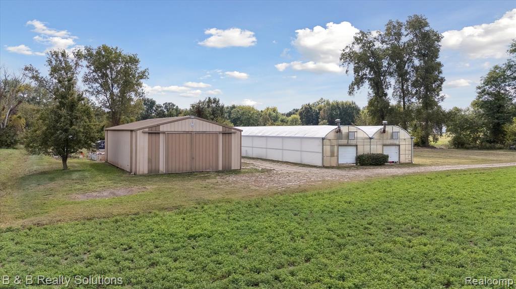 8560 Hough Road, Almont, MI 48003 — Photo 48