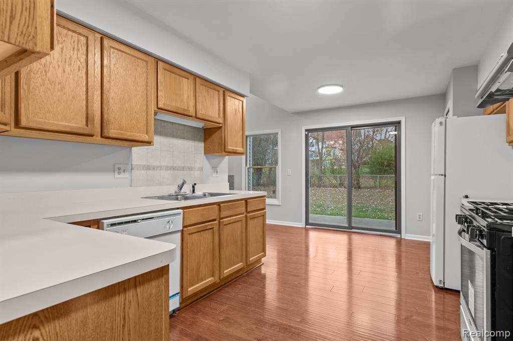 1670 W Ellsworth Road, Ann Arbor, MI 48108 — Photo 8