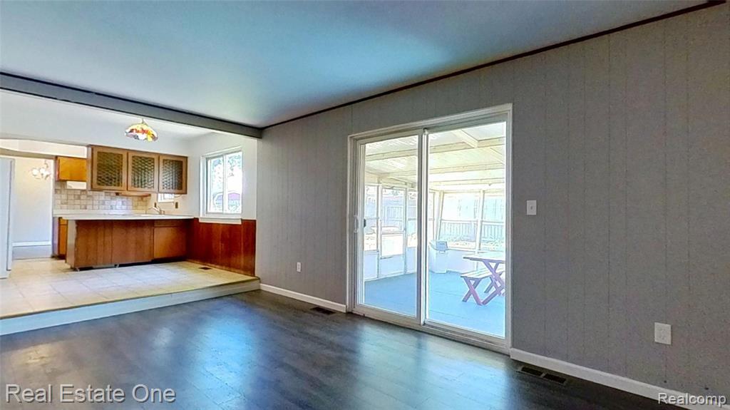 41744 Mae Wood Drive, Sterling Heights, MI 48313 — Photo 27