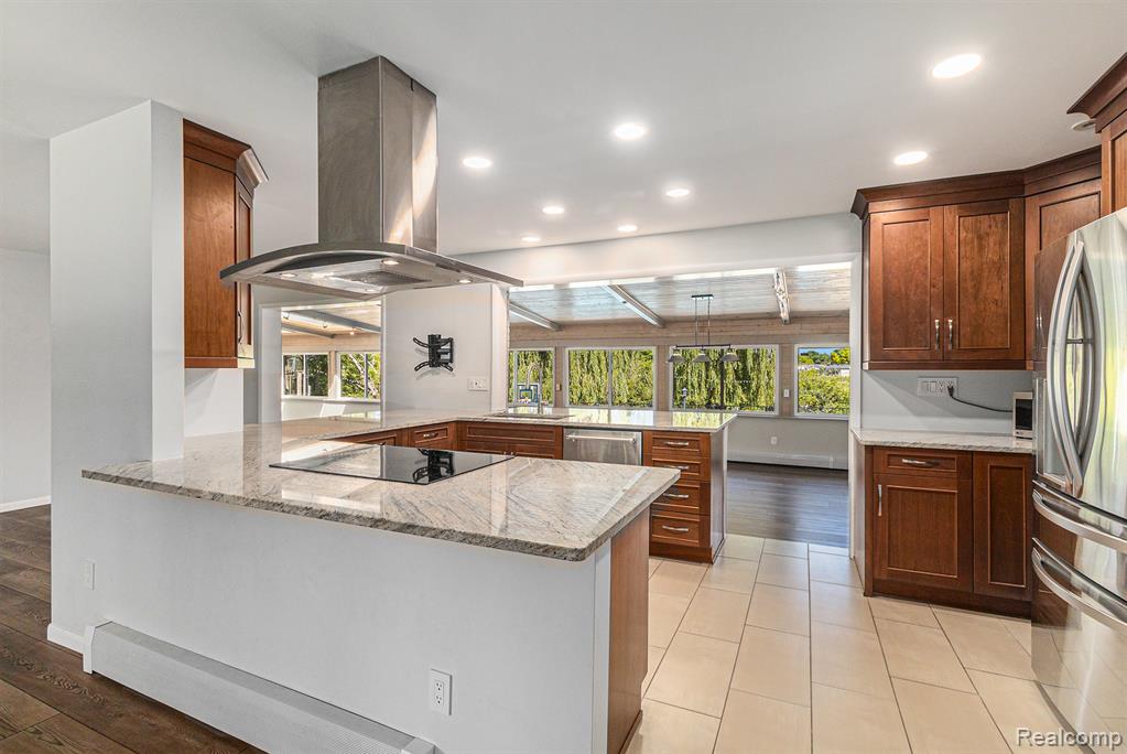 2145 Helmsford Drive, Wolverine Lake, MI 48390 — Photo 10
