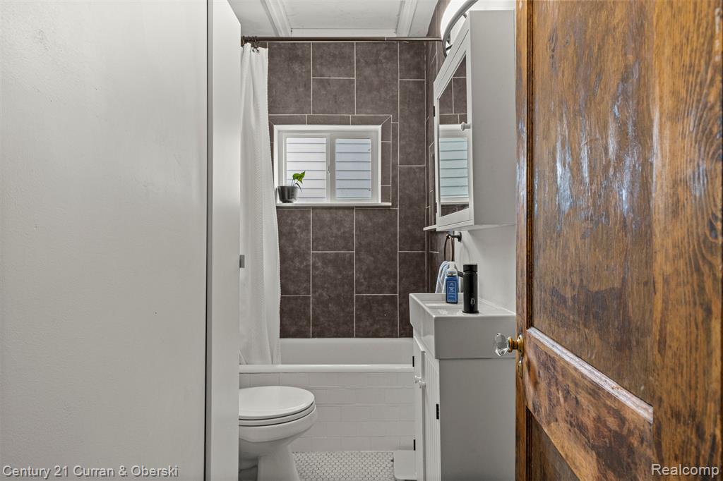 708 Channing Street, Ferndale, MI 48220 — Photo 23
