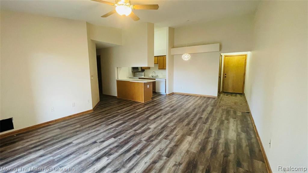 45732 PRAIRIEGRASS Court, Van Buren, MI 48111 — Photo 3