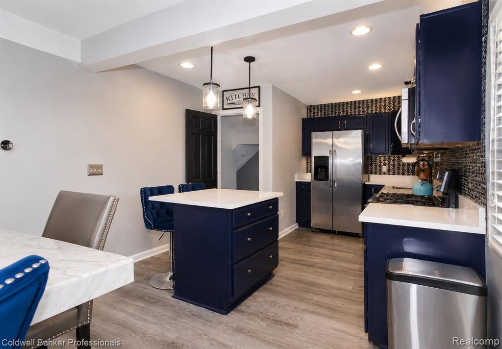 1168 N Vernier Road N, Grosse Pointe, MI 48236 — Photo 12