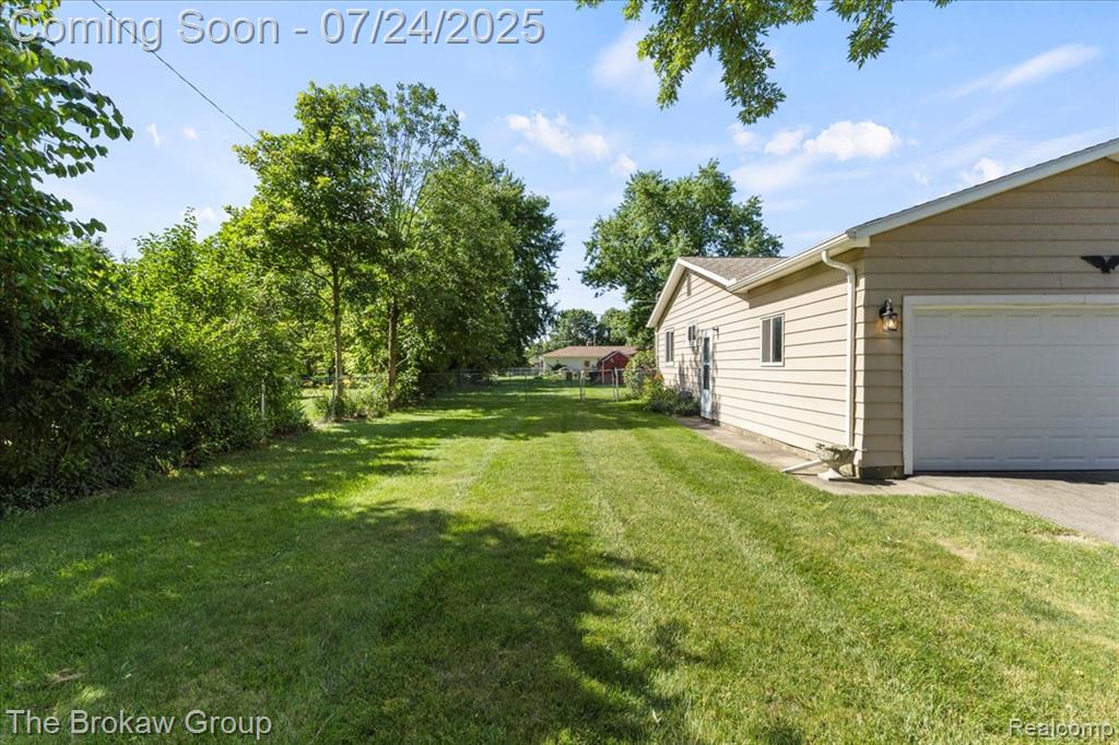 4436 Rosethorn Circle, Burton, MI 48509 — Photo 42