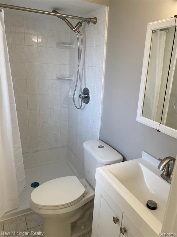 4791 ADMIRAL Drive, Sterling Heights, MI 48310 — Photo 28