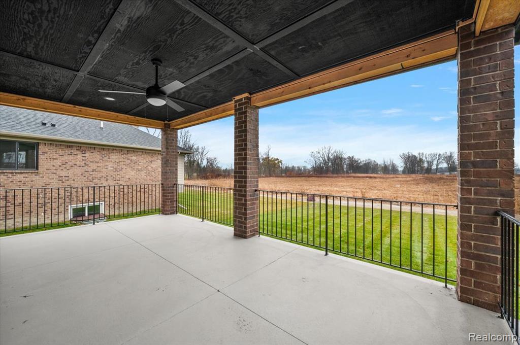 24021 Sawgrass Drive, Macomb, MI 48042 — Photo 9
