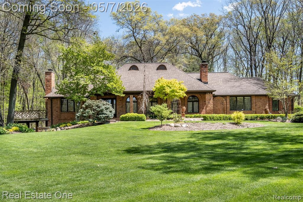 785 Old Milford Farms, Milford, MI 48381 — front exterior