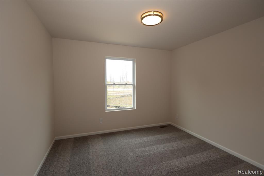 4195 Cedar Lane, Grand Blanc, MI 48439 — Photo 8