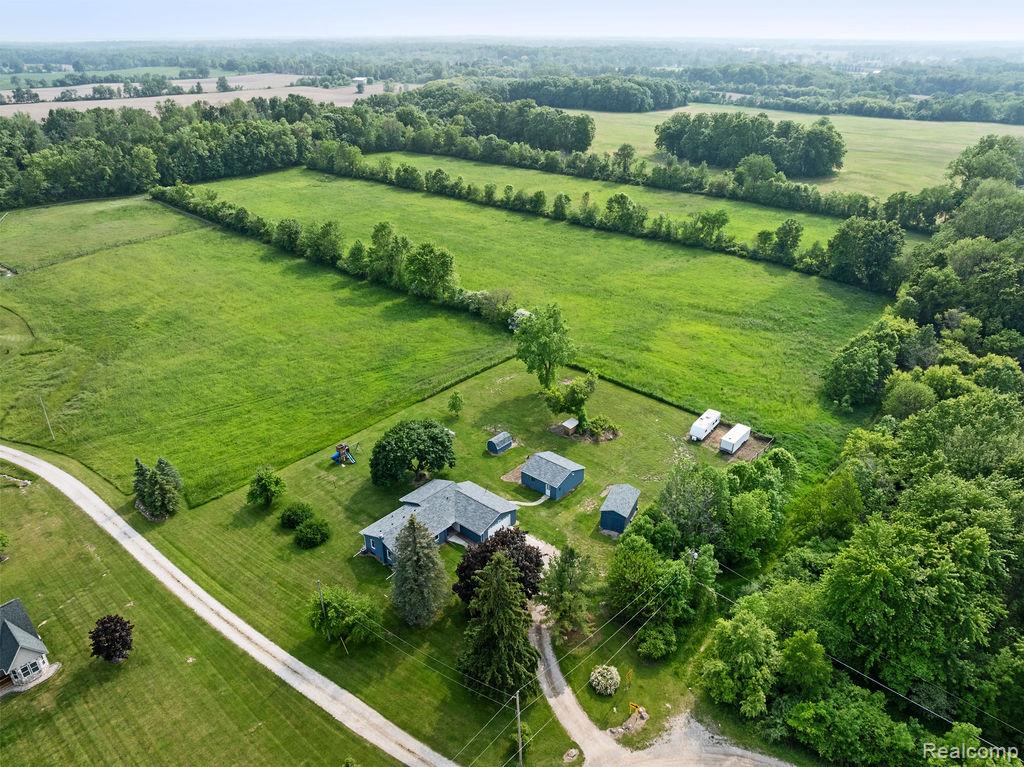7287 Ray Road, Swartz Creek, MI 48473 — Photo 41