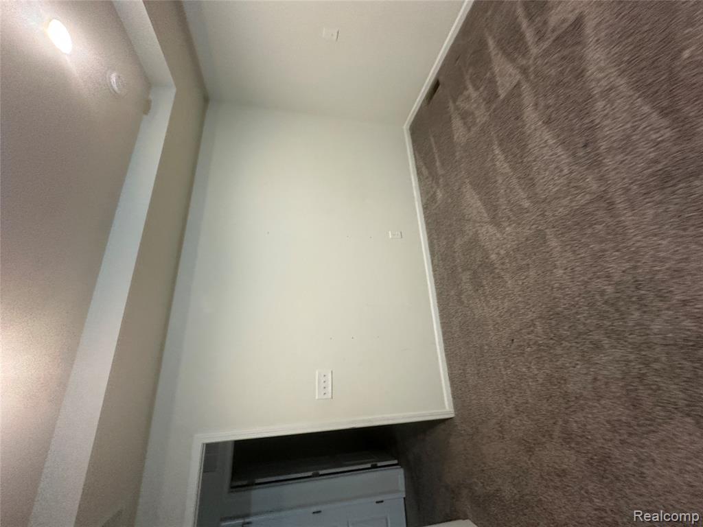 8731 QUINCY Drive, Westland, MI — Photo 15