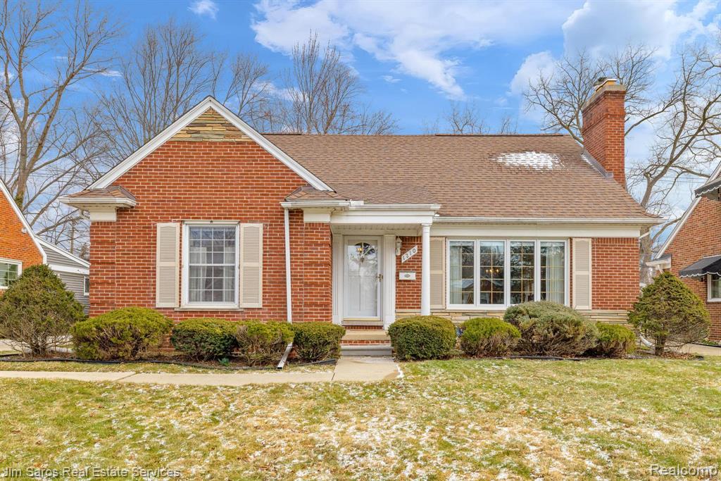 1210 Fairholme Road, Grosse Pointe Woods, MI 48236 — front exterior