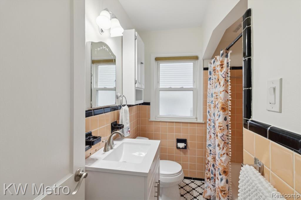 4116 Gardner Avenue, Berkley, MI 48072 — Photo 26