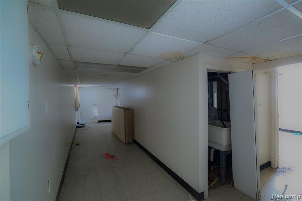 9507 Conant Street, Hamtramck, MI 48212 — Photo 36