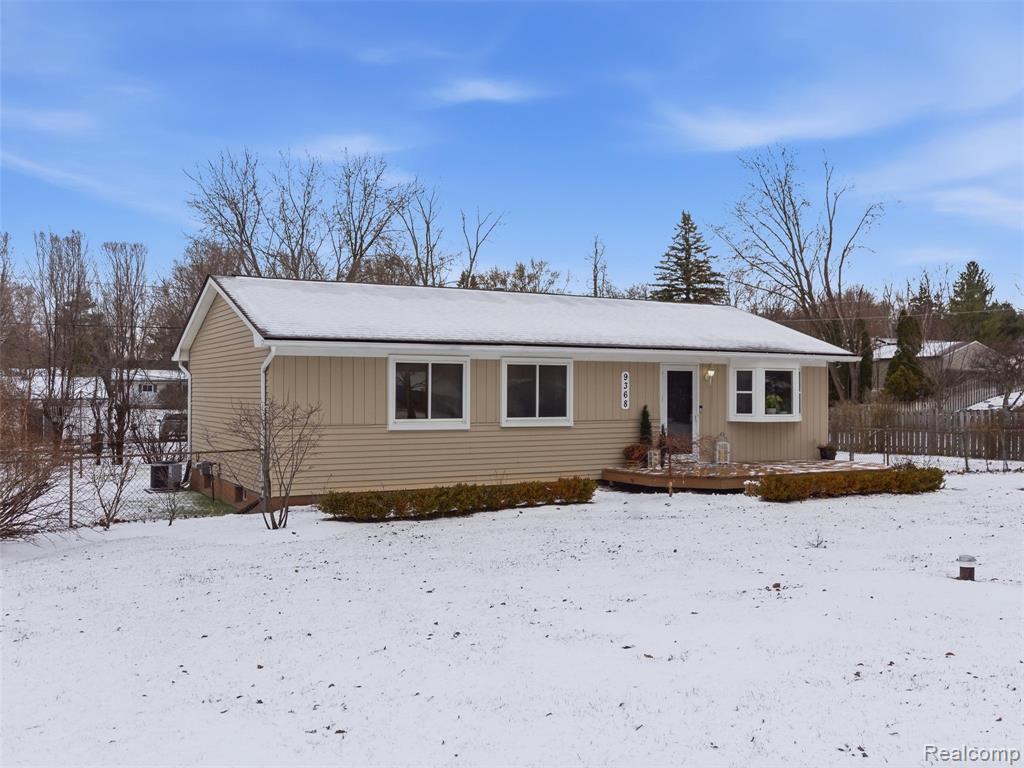 9368 Debby Jo Drive, Clawson, MI — Photo 40