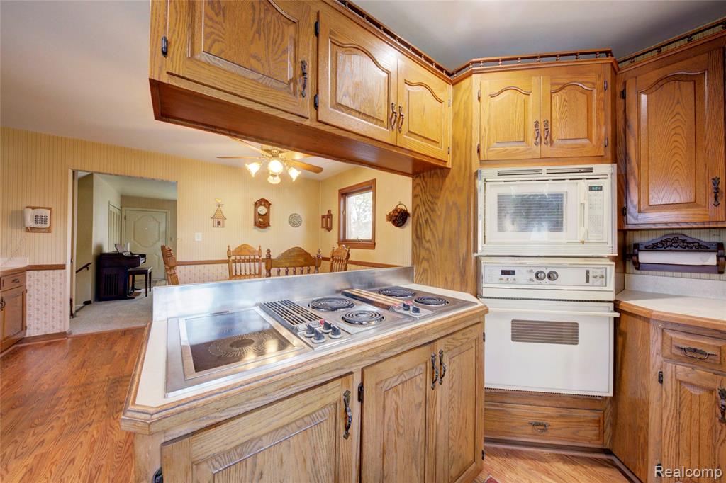 5489 Academy Street, Dearborn Heights, MI 48125 — Photo 68