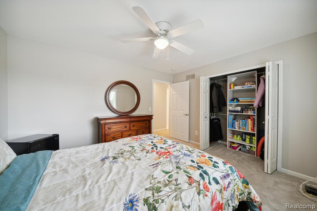4976 Saddle Brook Court, Troy, MI 48085 — Photo 34