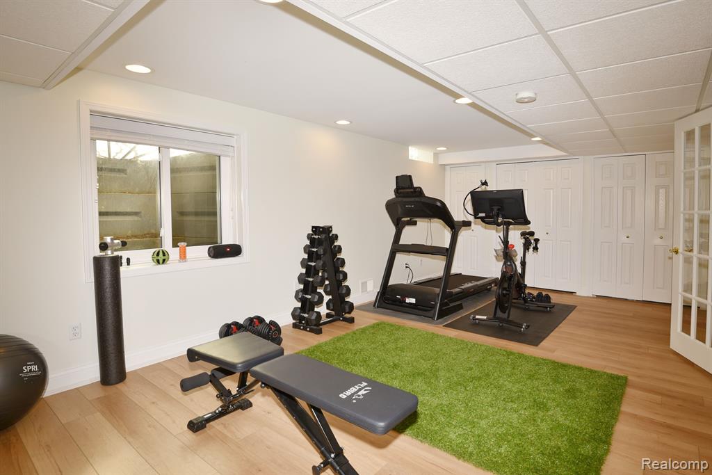8284 BROOKSTONE Lane, Clarkston, MI 48348 — Photo 33