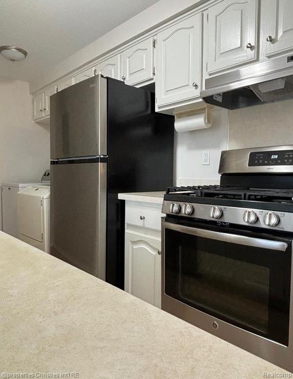 41724 Onaway Drive, Novi, MI 48167 — Photo 12